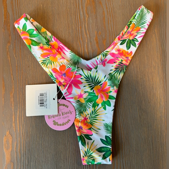 Kulani Kinis Lexi Hidalgo Cabo Kiss Y Cheeky Bikini Bottom Large - Picture 5 of 9